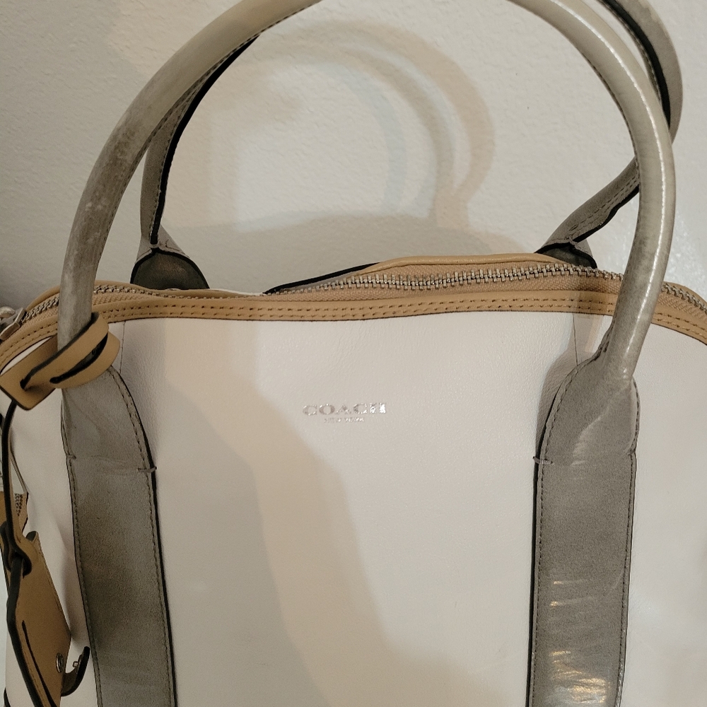 Coach White and Tan Leather Handbag - Picture 2 of 9